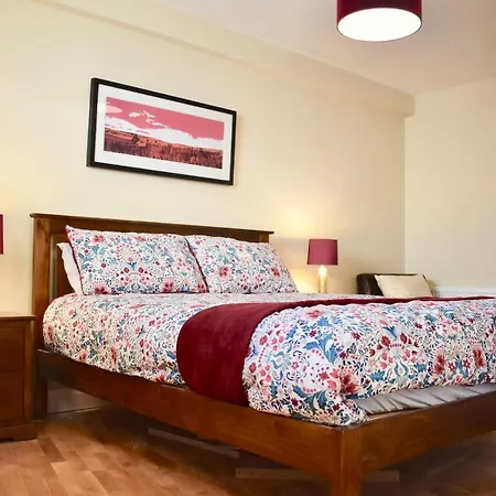 Apartment Newly Refurbished 2 Bedroom In Temple Bar *